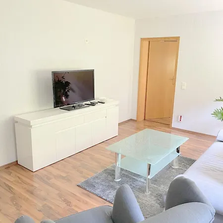 Apartment Souterrain *